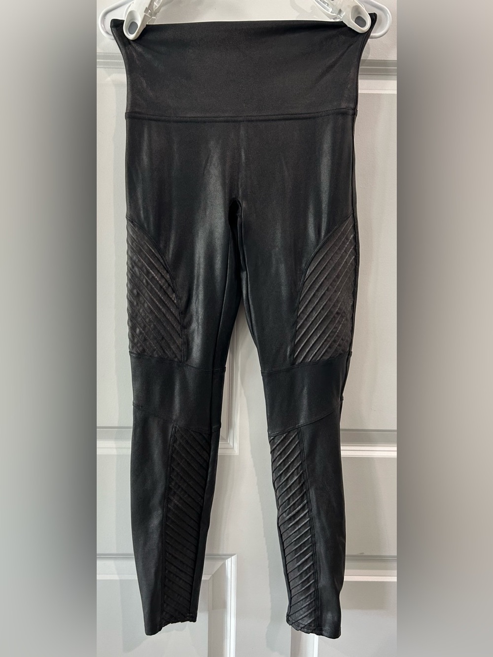 Spanx Faux Leather Moto Leggings Black Size L High Rise Shaping Slimming Stretch